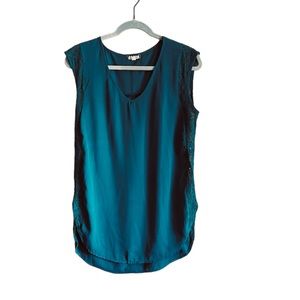 Crepe and lace sleeveless blouse